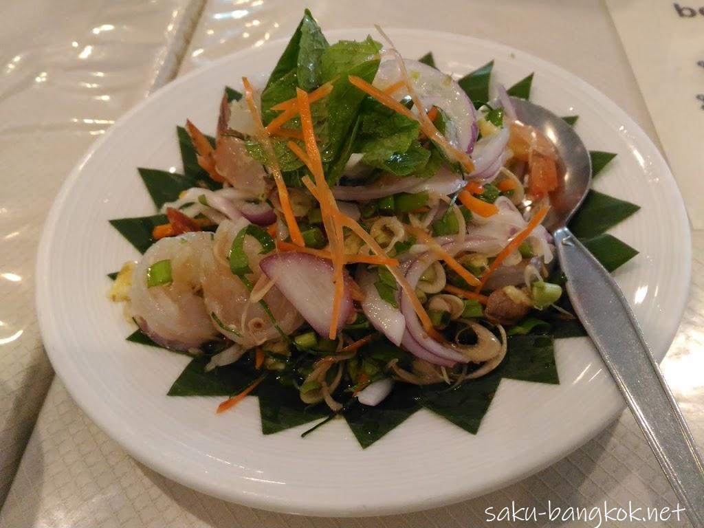 【Khun Kung Kitchen】タイ海軍クラブに併設されたリバーサイドレストラン＠王宮周辺