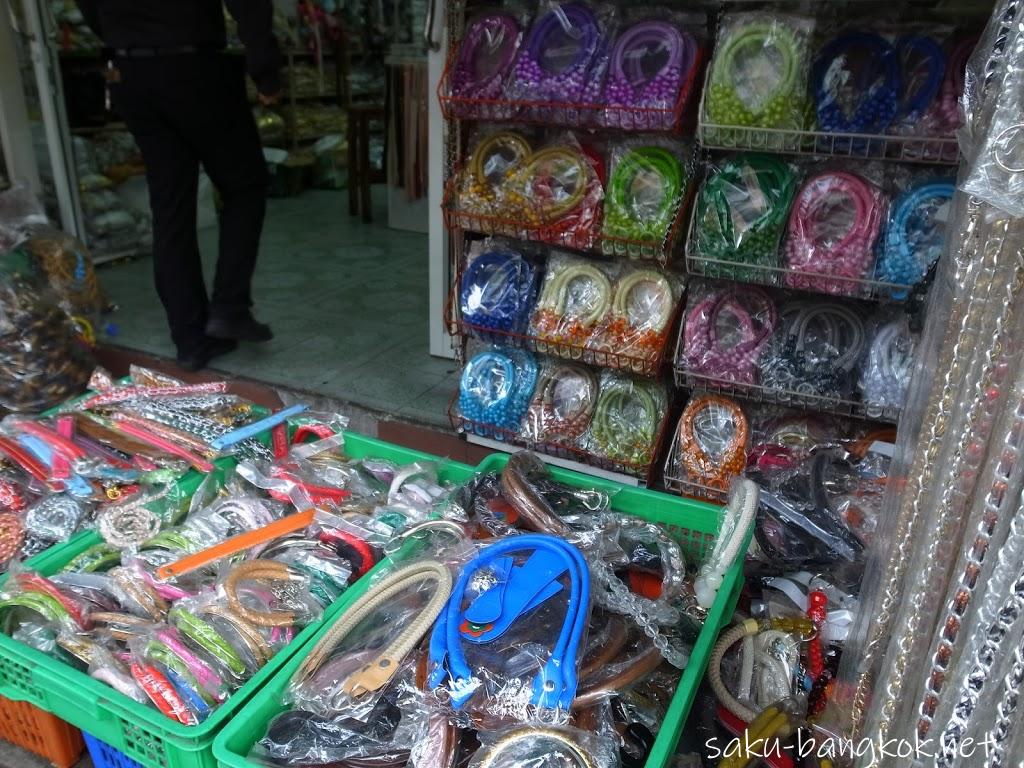 バンコク・ウォンウェンヤイの問屋街へ手芸用品を買いに行きました