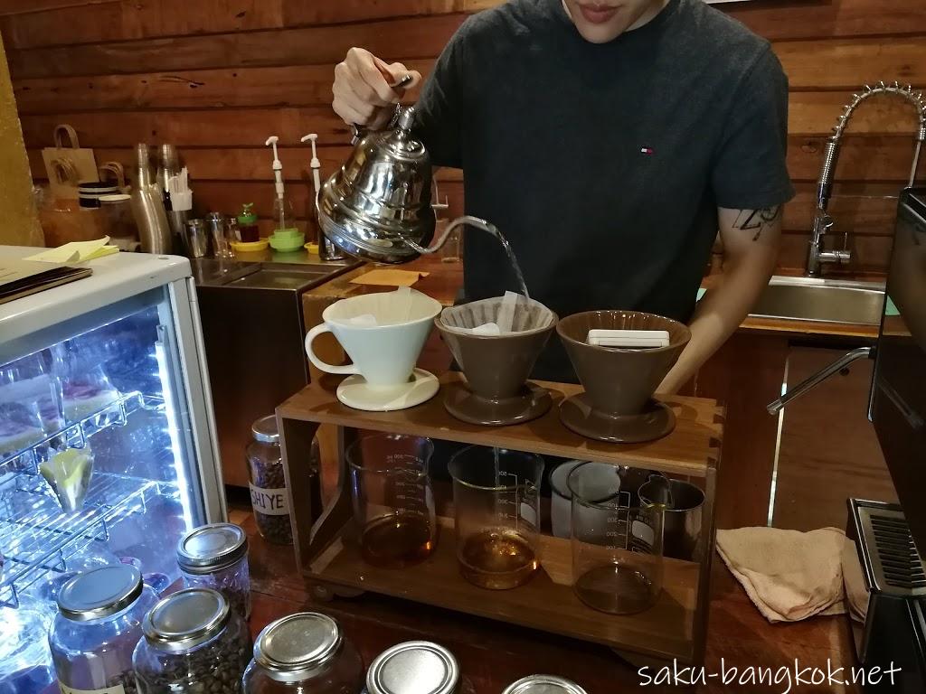 チェンマイのアカアマコーヒー（Akha Ama Coffee）でタイ産コーヒーを堪能【チェンマイ旅行記2017