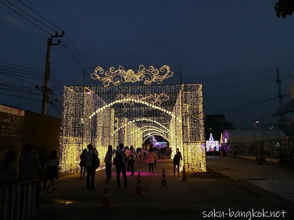 バンコクでイルミネーションを見に行こう！＠タイランドカルチャーセンター駅