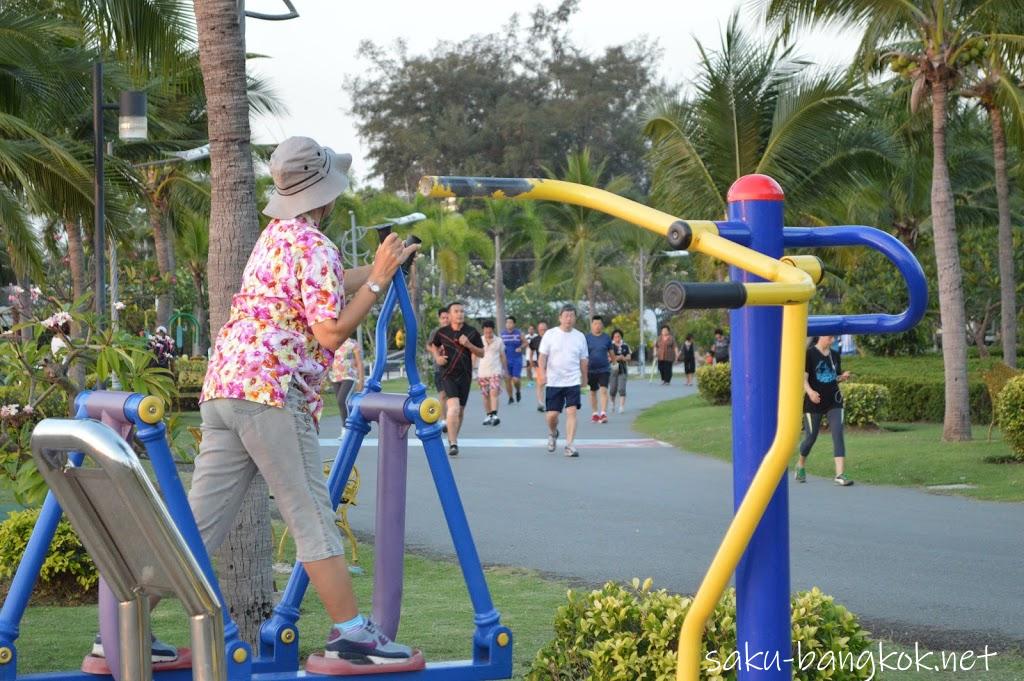 シラチャ・公園