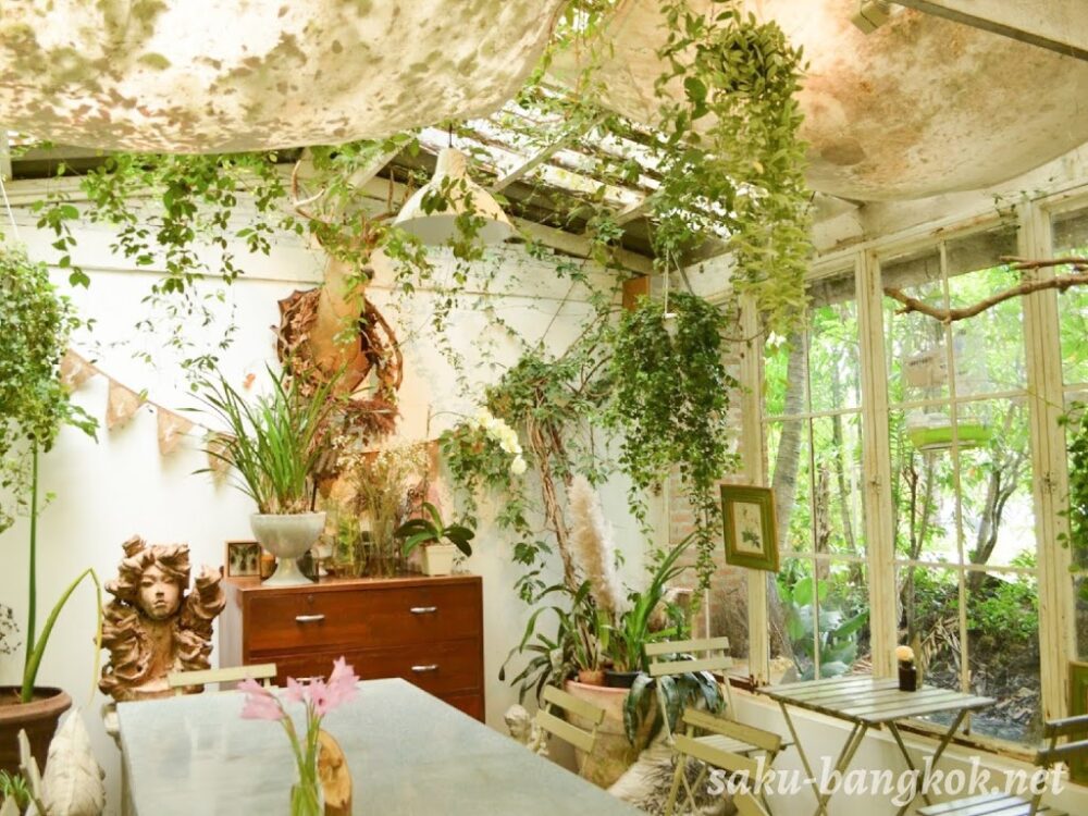 森の中にあるおしゃれカフェ【Little Tree Garden Cafe】＠ナコンパトム
