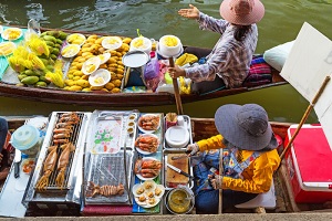 タイの水上マーケット