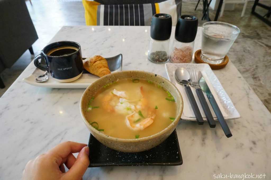 Vacation Bangkok The Artistic Homeの朝食