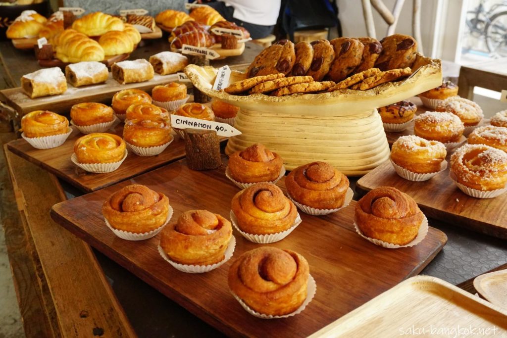 バンコク・アーリーのベーカリーカフェLandhaus Bakery