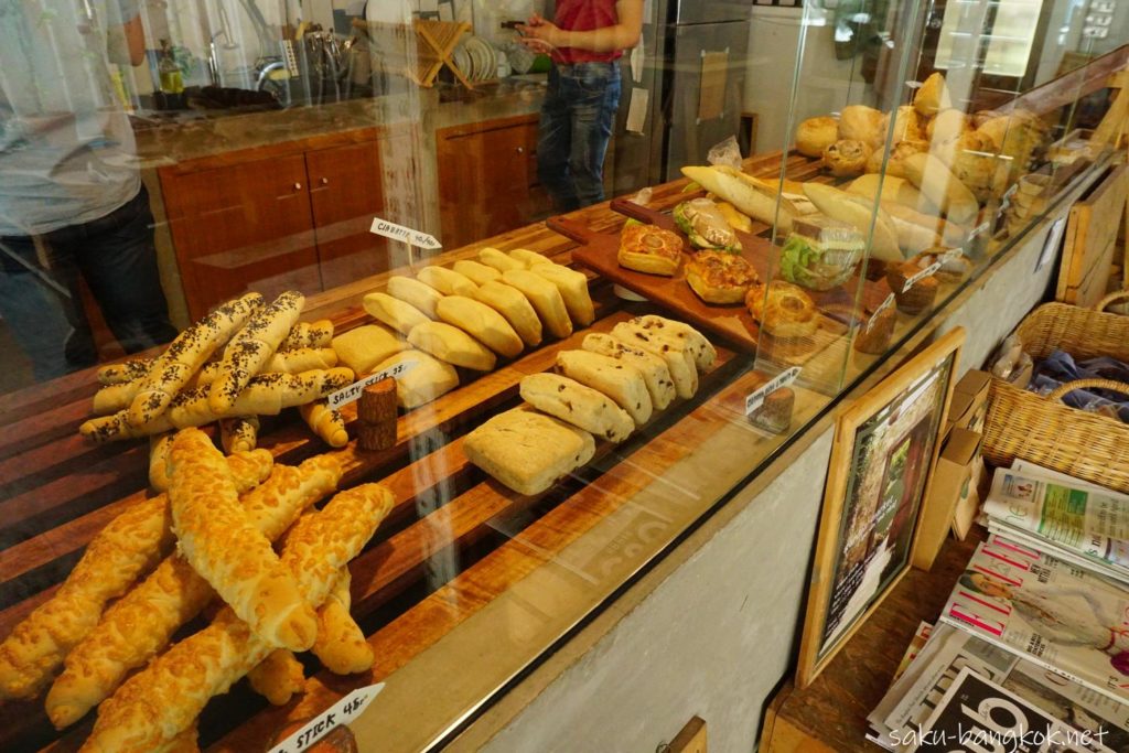 バンコク・アーリーのベーカリーカフェLandhaus Bakery