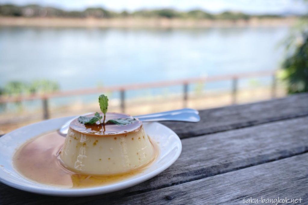 チェンカーンのカフェで食べたプリン