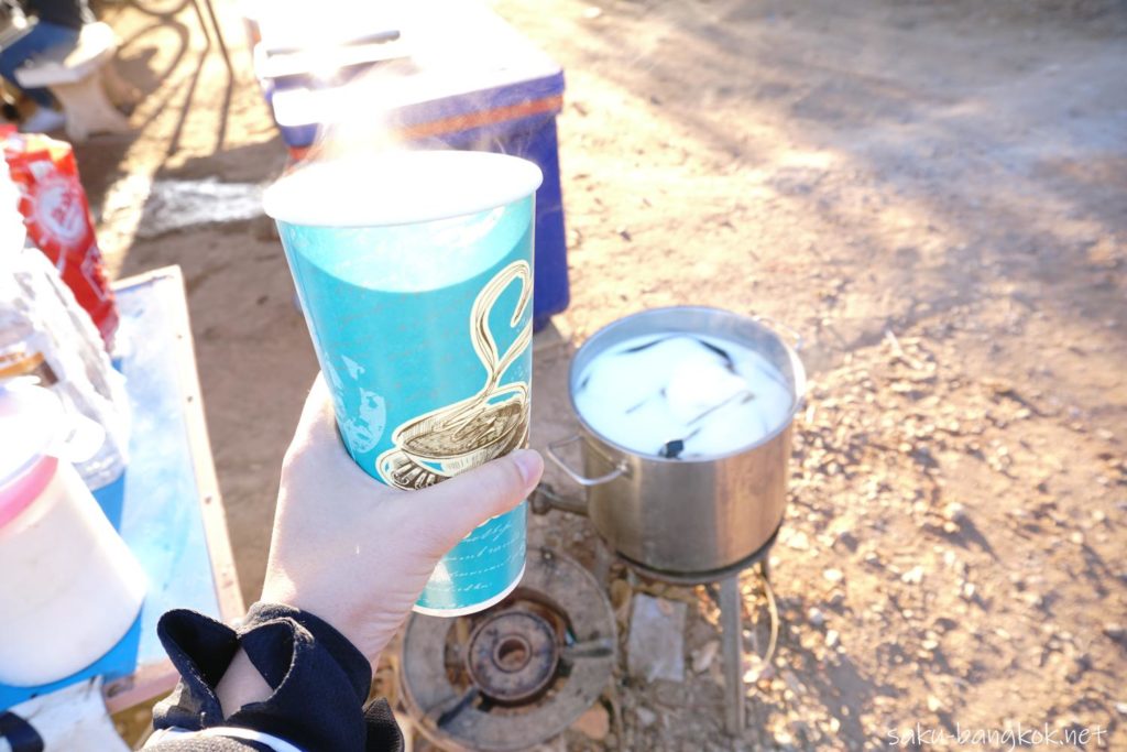 パンダンリーフ風味のホットミルク：早朝のプートック山に雲海を見に行こう【チェンカーン旅行記2020-④】