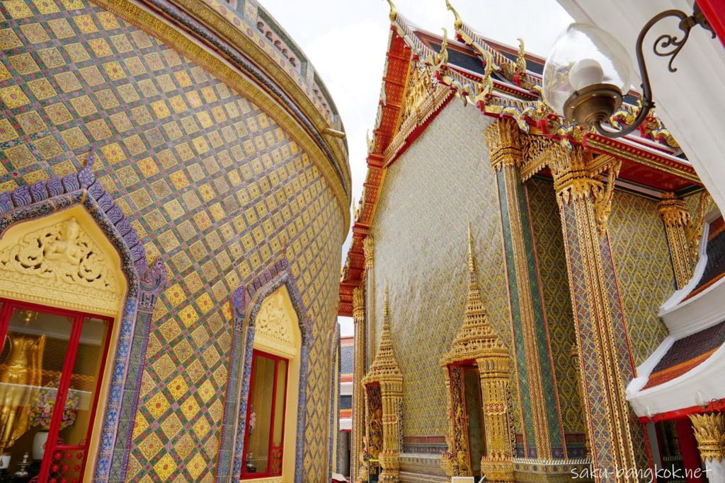 バンコクのモザイク模様が美しい寺「ワット・ラチャボピット」