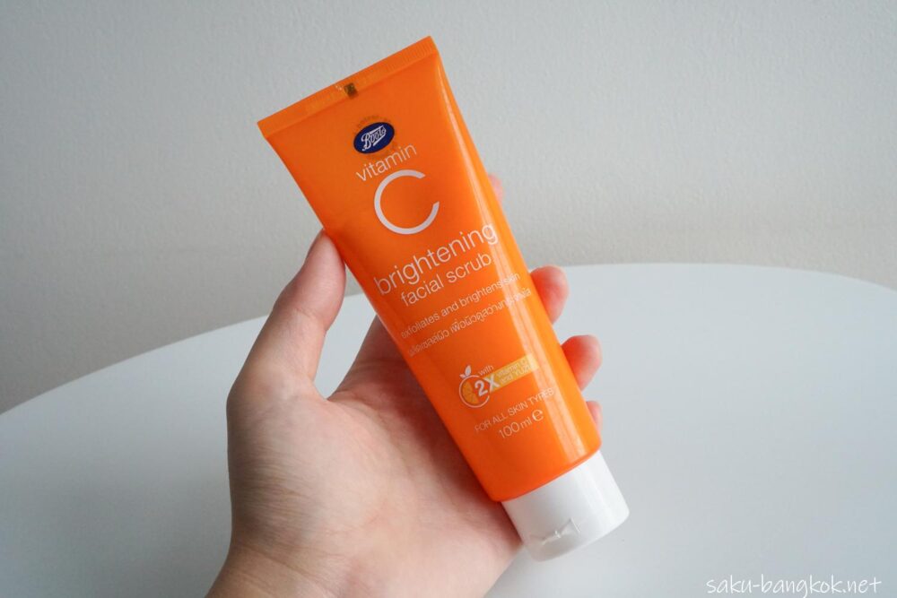 Boots vitamin c brightening facial scrub