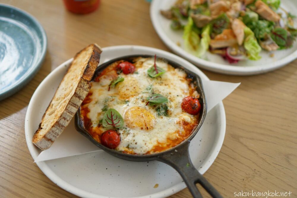 Toby's Bangkok サラデーン店。バンコクでのブランチにおすすめのおしゃれカフェ