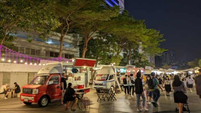 SWU Nightmarket　シーナカリン大学ナイトマーケット